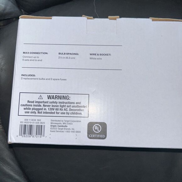 Room Essentials String Lights White Wire Clear Bulbs 100 Lights - Picture 6 of 7